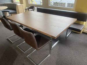 Modell Tischgruppe Edi